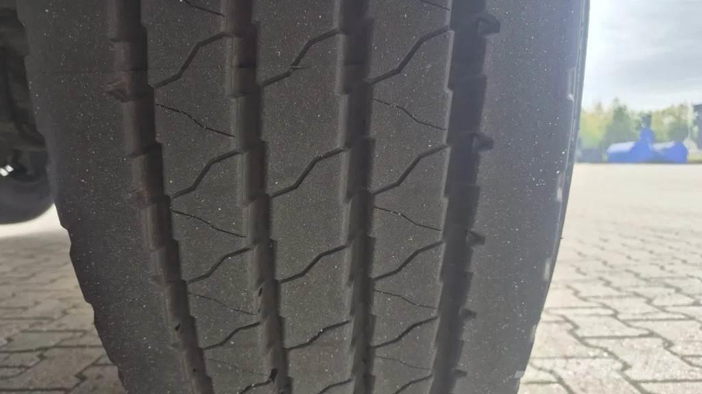 Floor FLO-18-30H2 Lavapuoliperävaunut