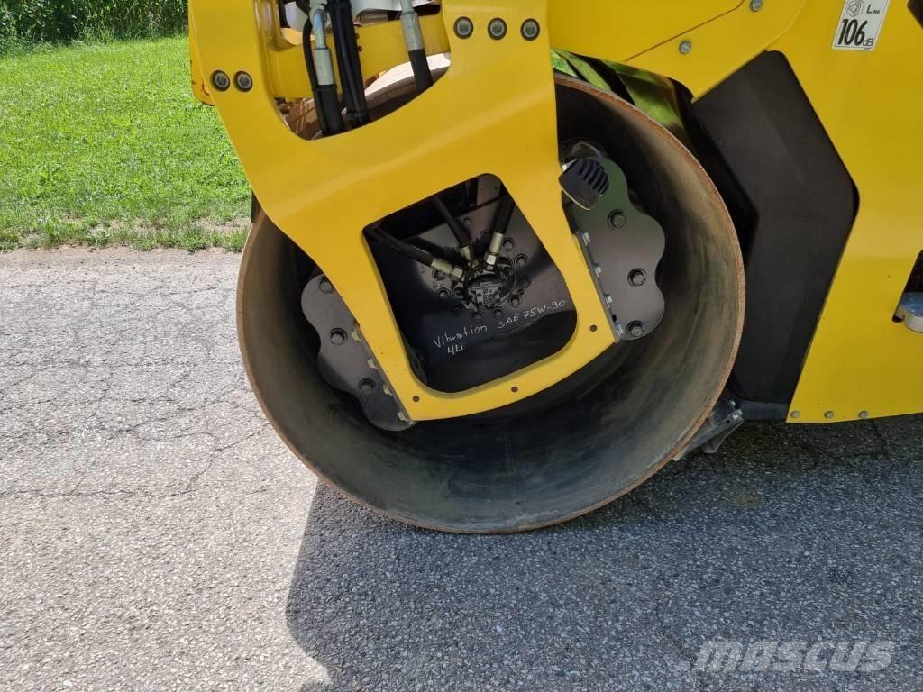 Bomag BW 151 AC-5 Kumipyöräjyrät