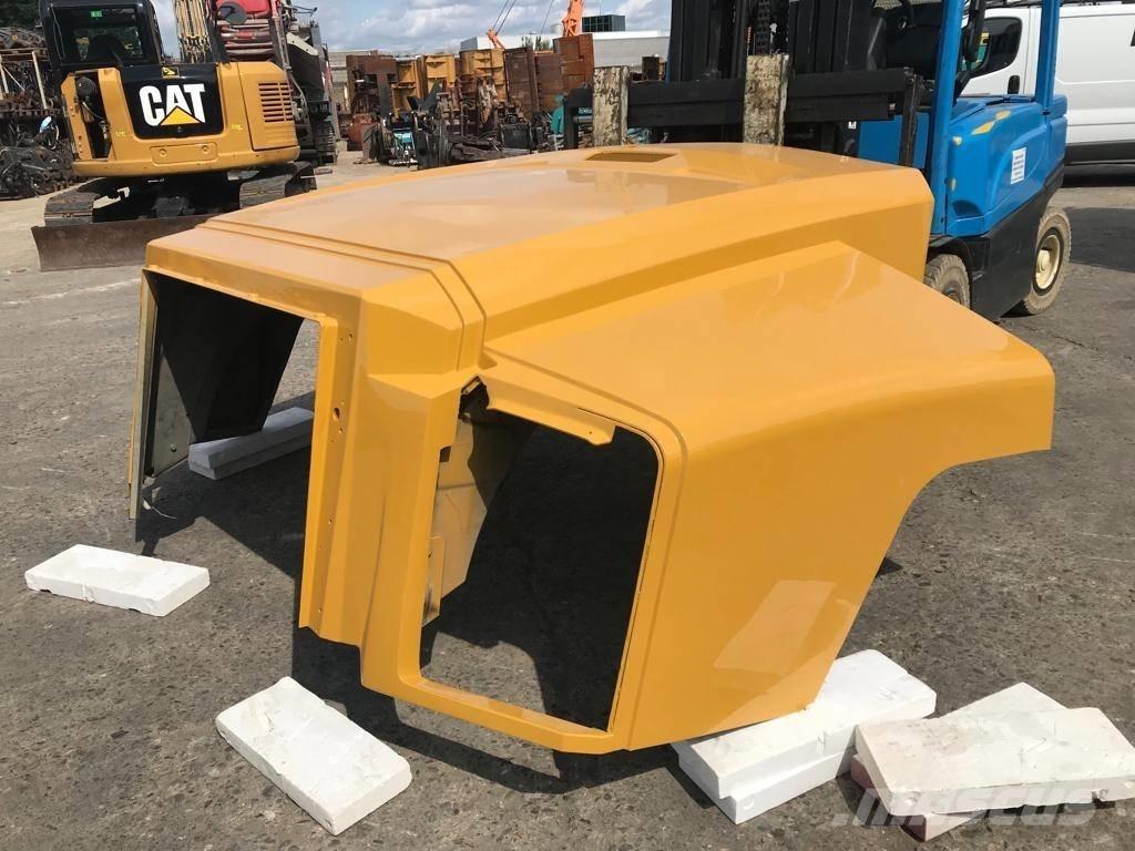 CAT 735 B Hood Alusta ja jousitus