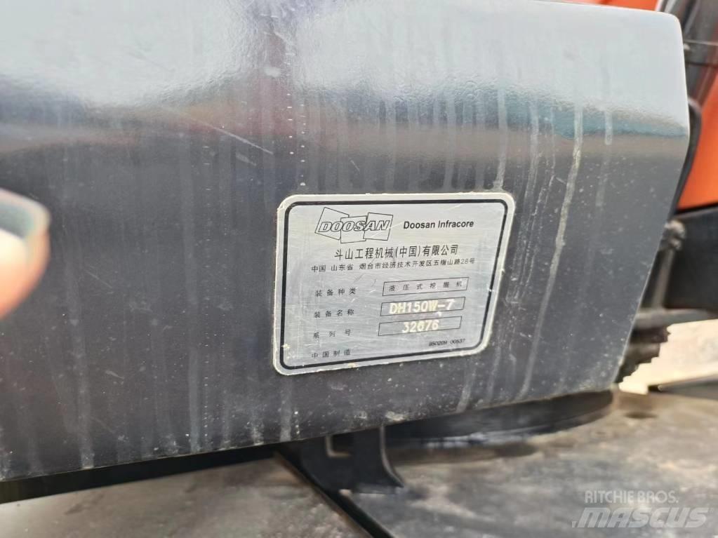Doosan 150 W Pyöräkaivukoneet