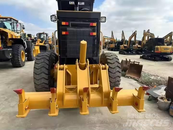 CAT 140 K Tiehöylät
