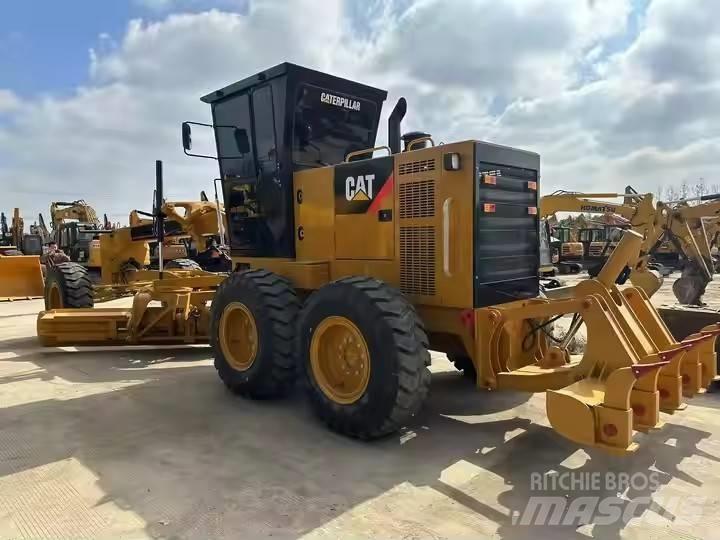 CAT 140 K Tiehöylät