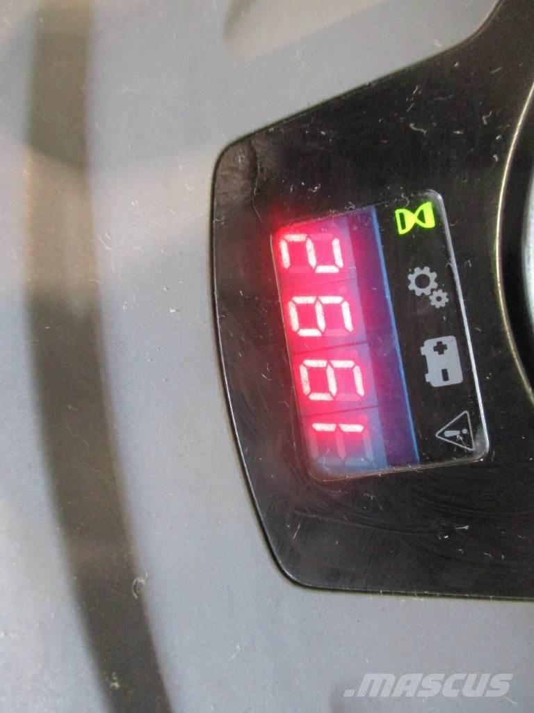 Toyota LPE 200 Lavansiirtotrukit ajotasolla