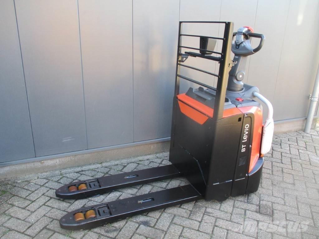 Toyota LPE 200 Lavansiirtotrukit ajotasolla