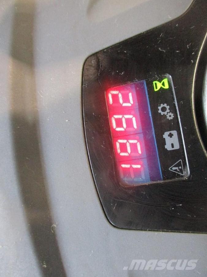 Toyota LPE200 Lavansiirtotrukit ajotasolla