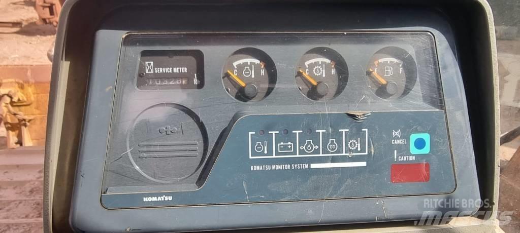 Komatsu D 65 PX-12 Telaketjupuskutraktorit