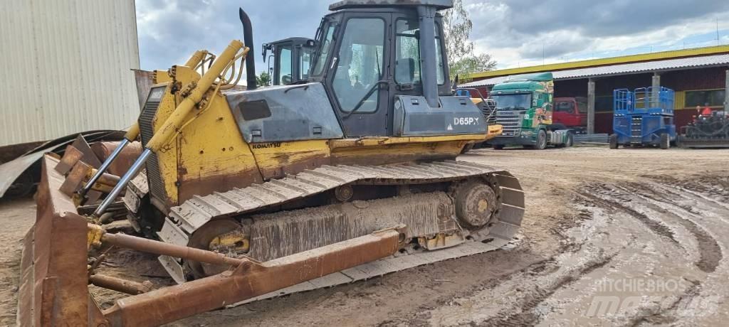 Komatsu D 65 PX-12 Telaketjupuskutraktorit