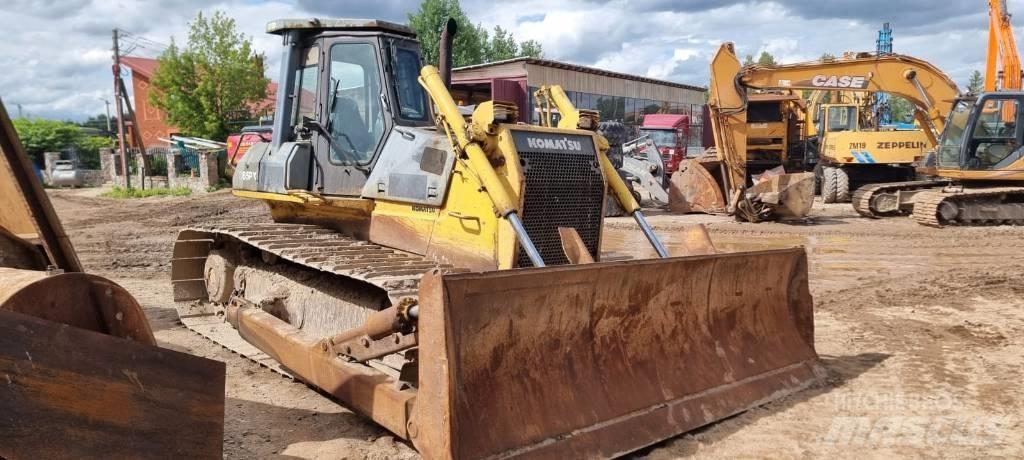 Komatsu D 65 PX-12 Telaketjupuskutraktorit