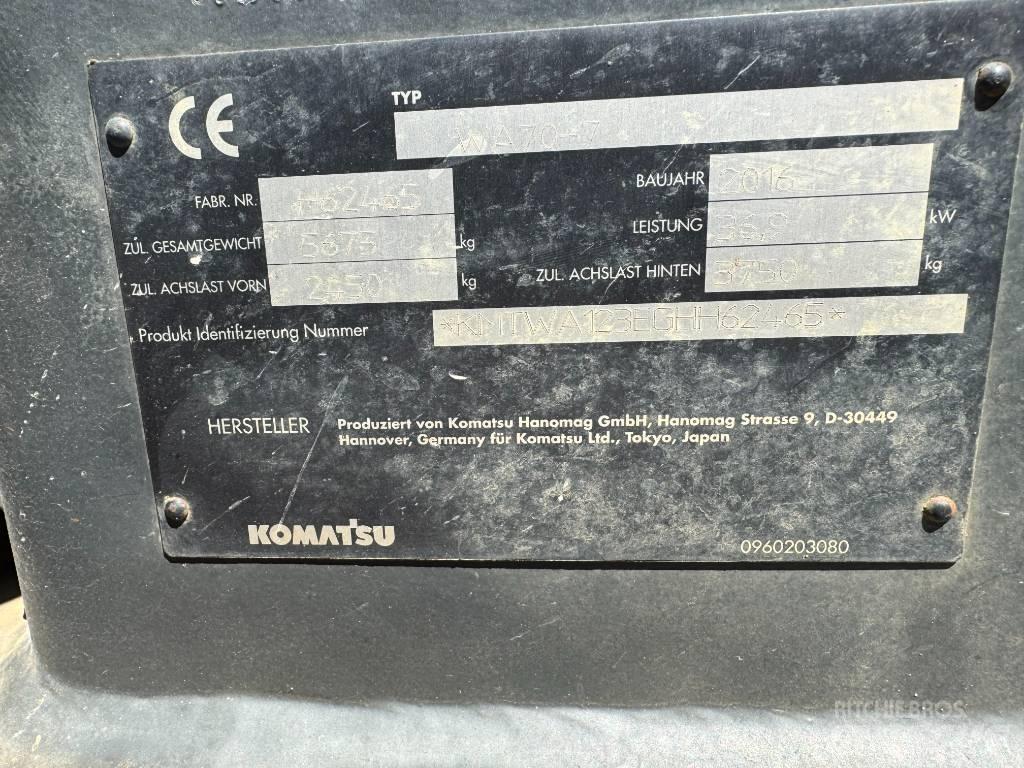 Komatsu WA70-7 Pyöräkuormaajat
