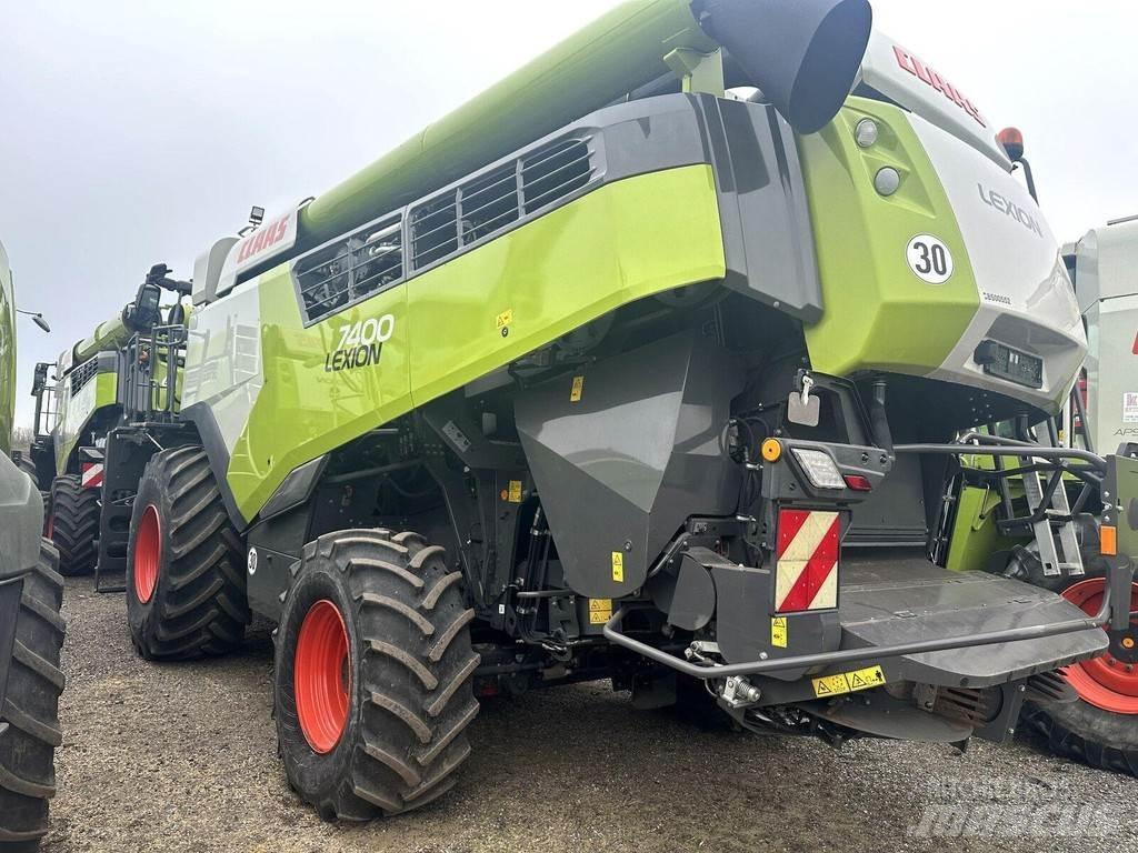 CLAAS 7400 Leikkuupuimurit