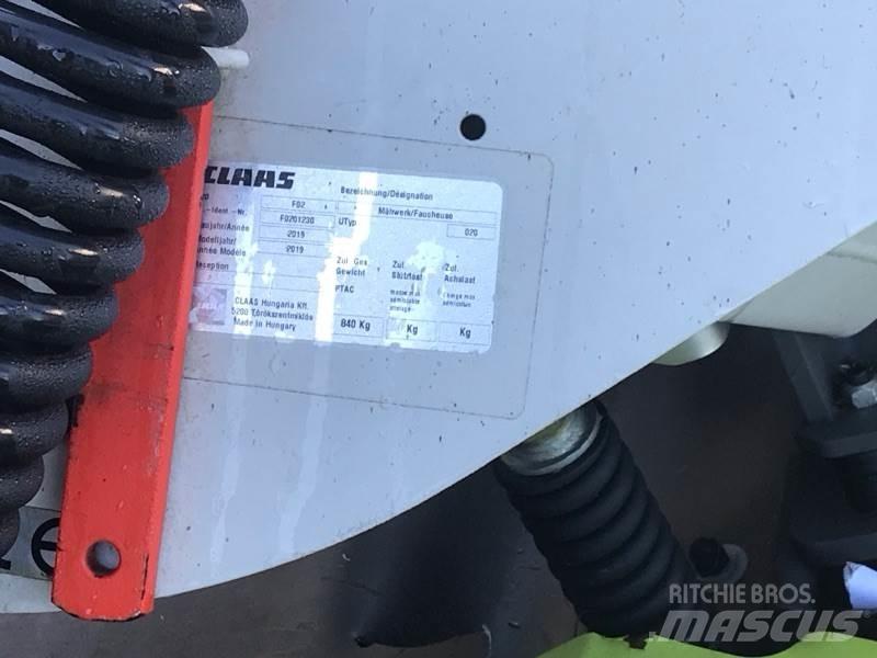 CLAAS CORTO 3200 F Niittomurskaimet