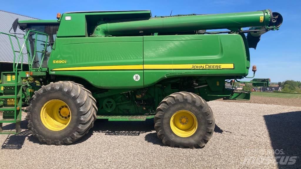 John Deere S690I Leikkuupuimurit