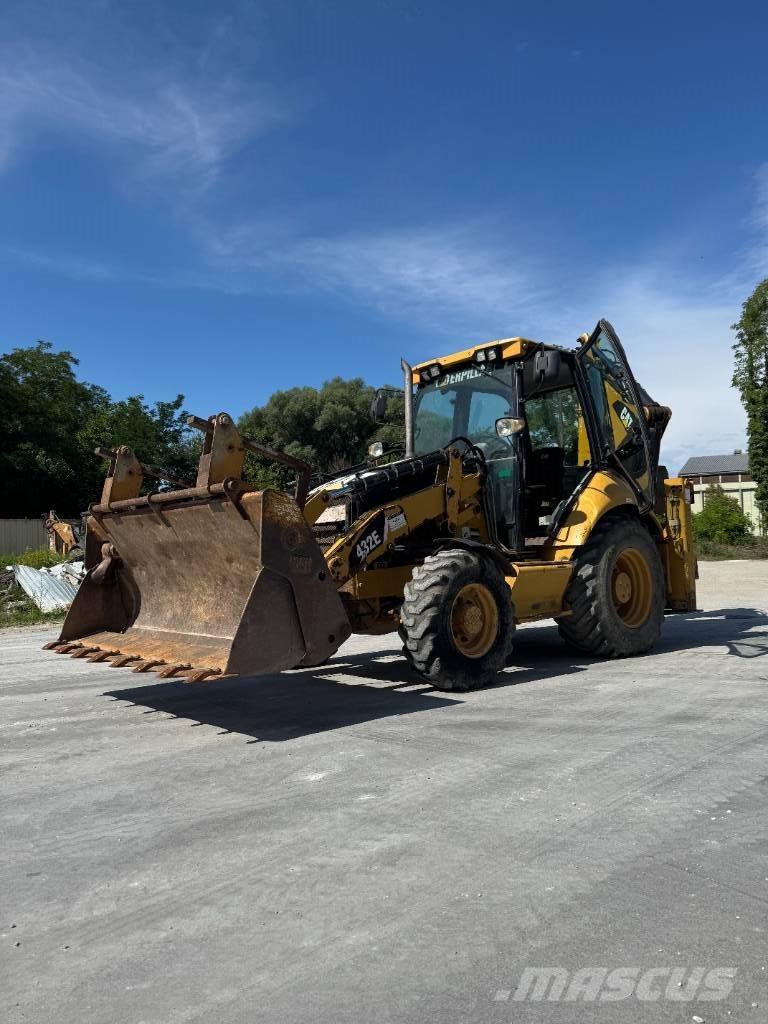 CAT 432 E Kaivurikuormaajat