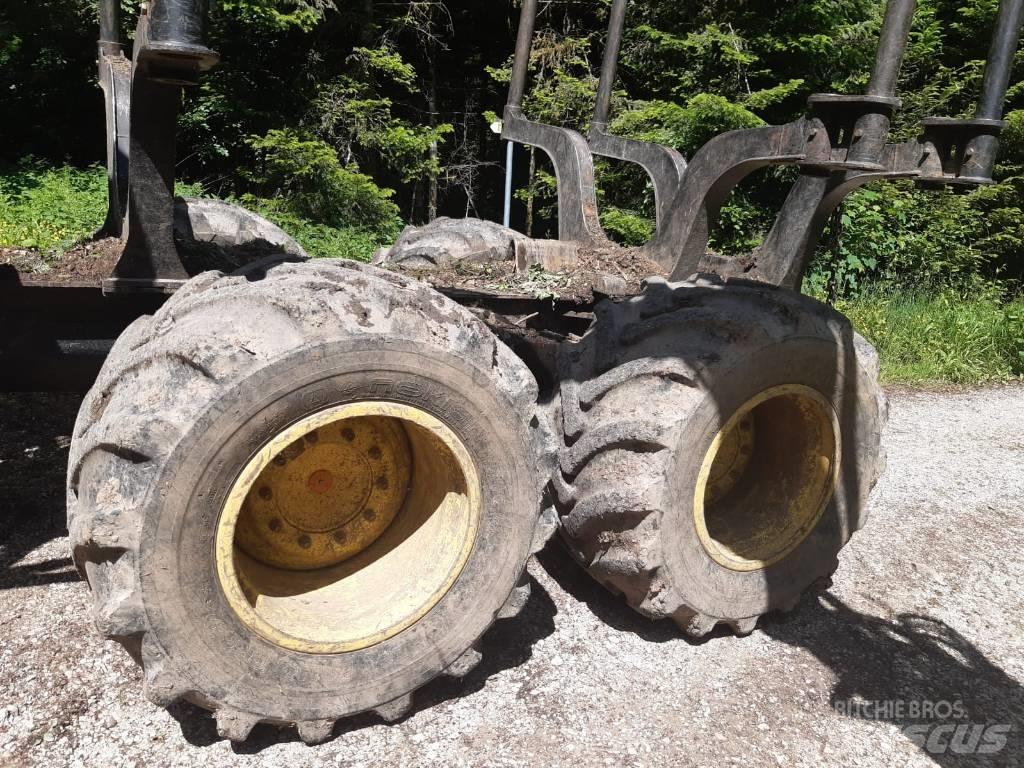 John Deere 1110G Kuormatraktorit