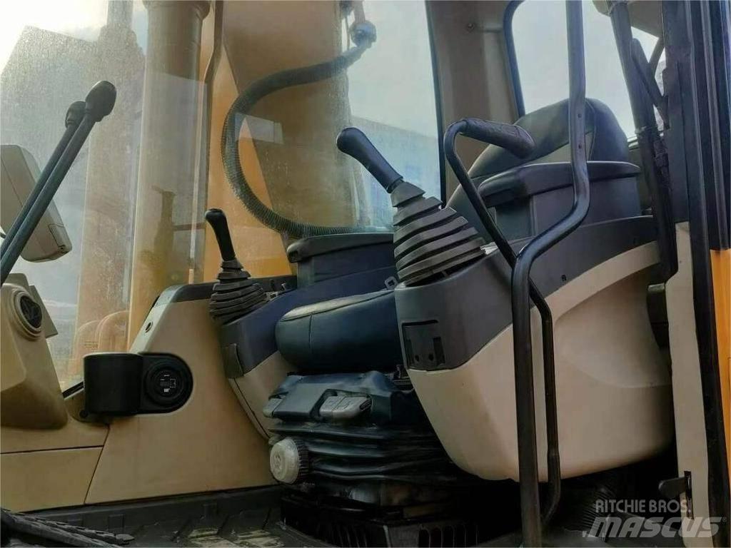 CAT 320C Telakaivukoneet