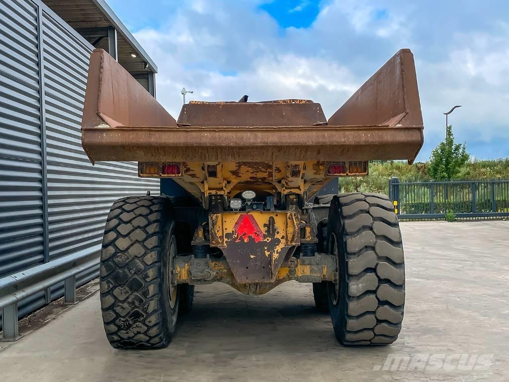 Volvo A25F Dumpperit