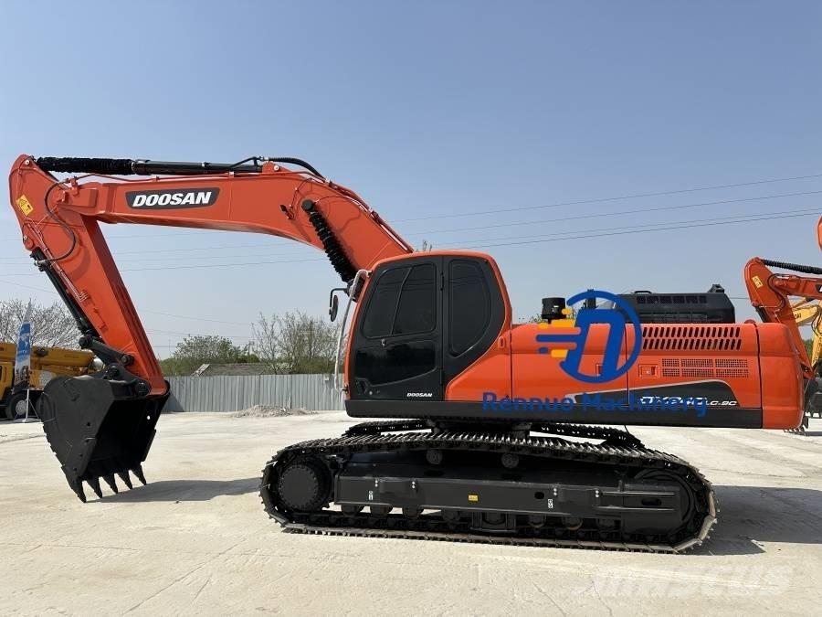 Doosan DX 340 Telakaivukoneet