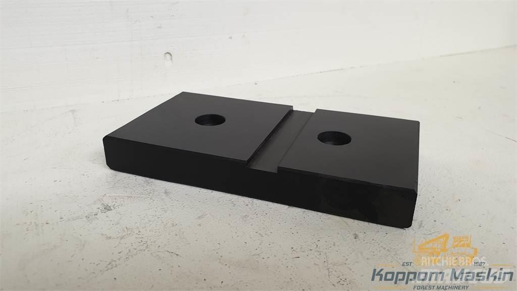 Ponsse P58874 Kuormatraktorinosturit