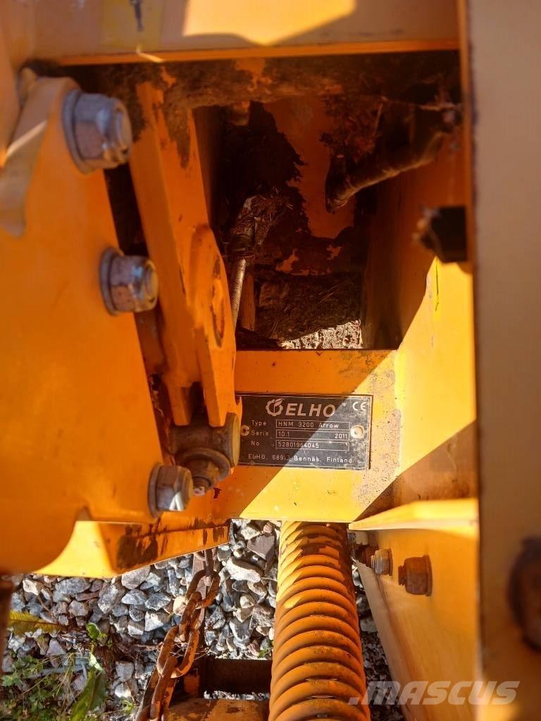 Elho Arrow 3200 Niittomurskaimet