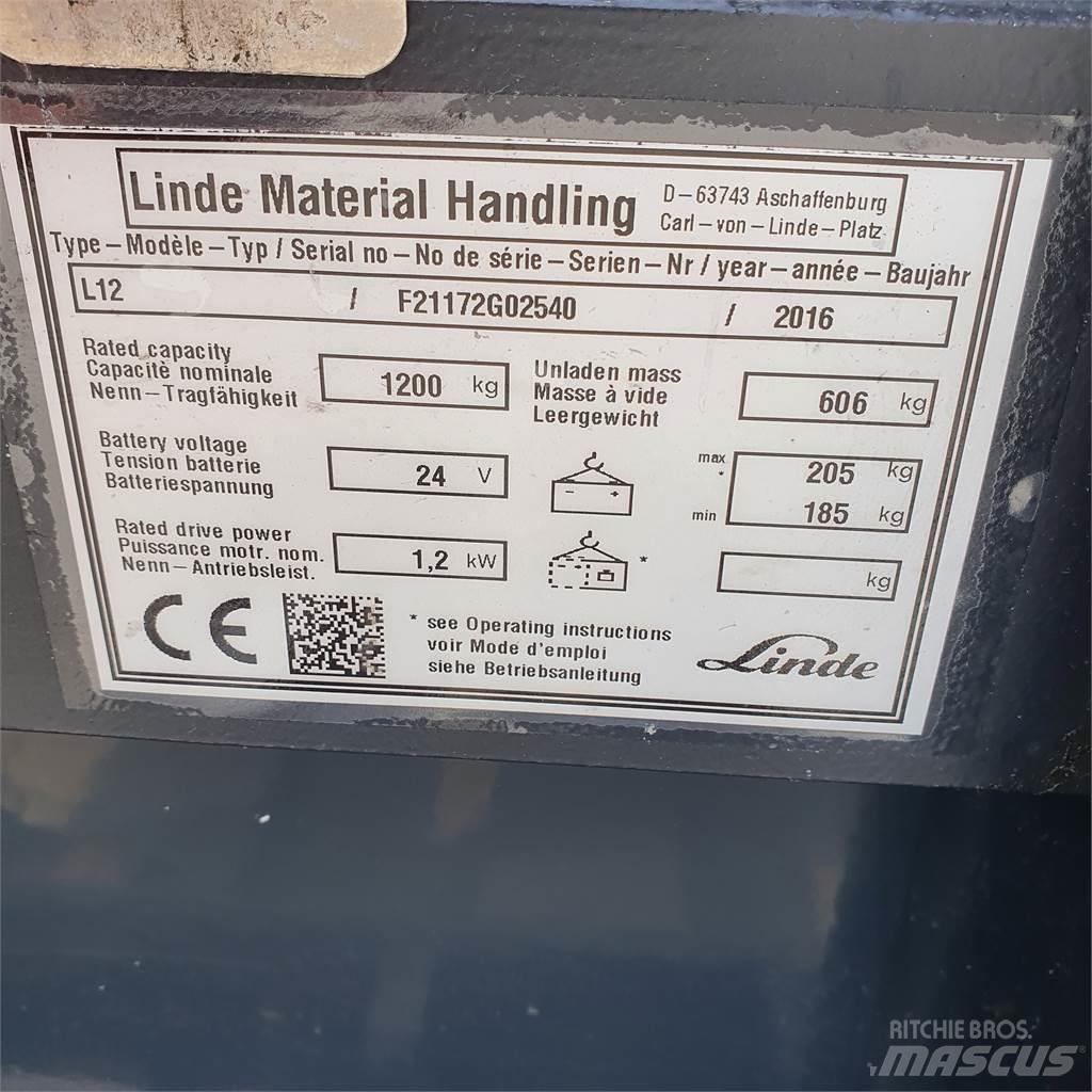 Linde L12 Käyden ajettavat pinoamistrukit