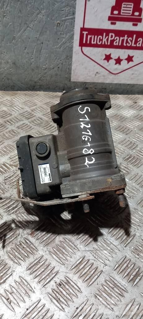 Scania R 440   1879274 Jarrut