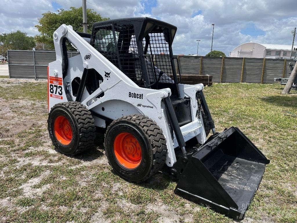 Bobcat 873 Liukuohjatut kuormaajat