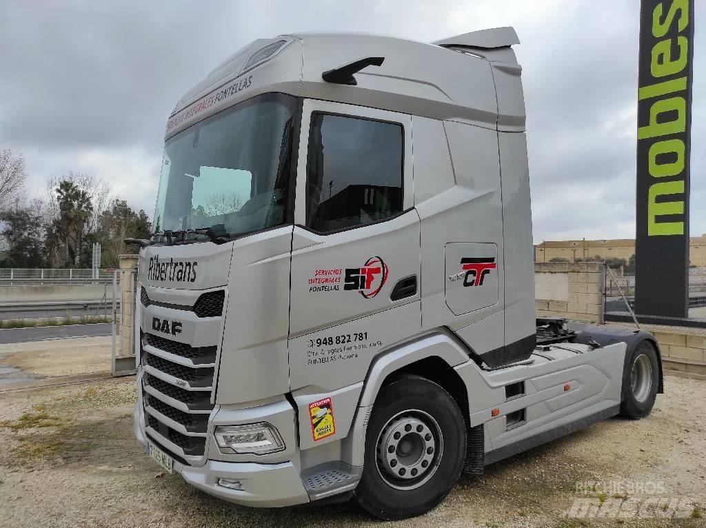 DAF XG530FT Vetopöytäautot
