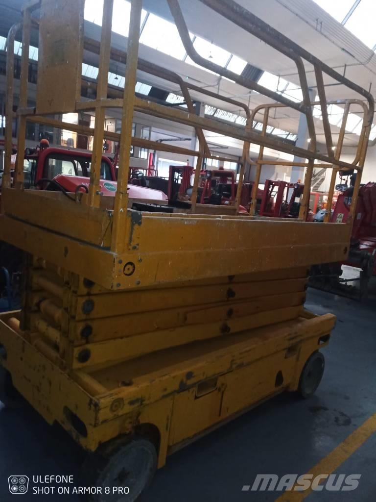 Haulotte Compact 12 Saksilavat