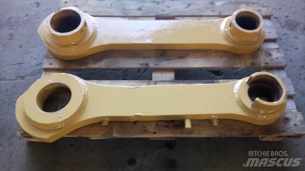CAT 375 Puomit