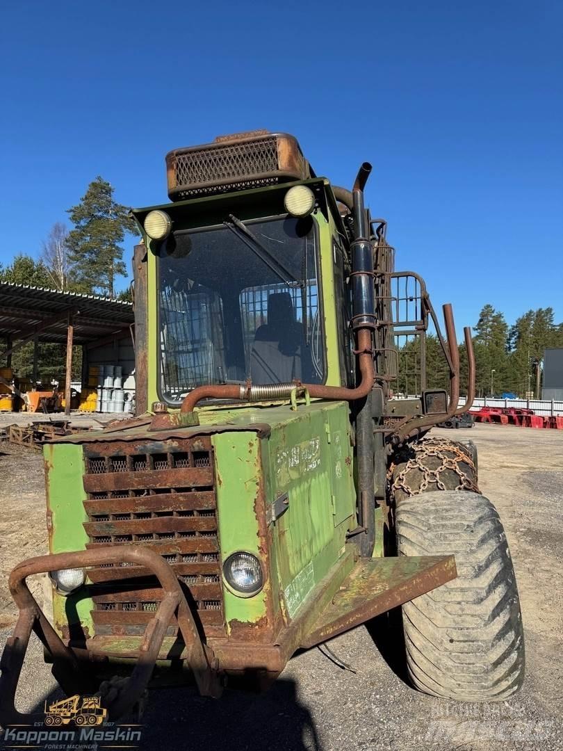Ösa 578 Kuormatraktorit