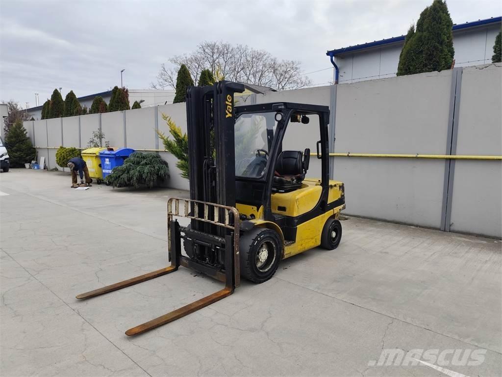Yale GDP35VX Dieseltrukit