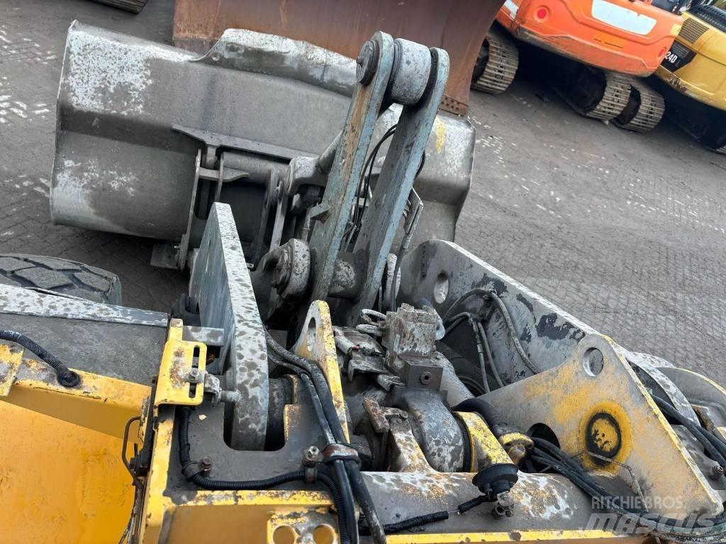 Volvo L 120 E Pyöräkuormaajat