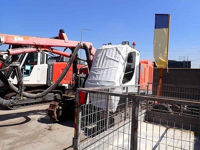 Sandvik DX800 Avolouhintaporauslaitteet