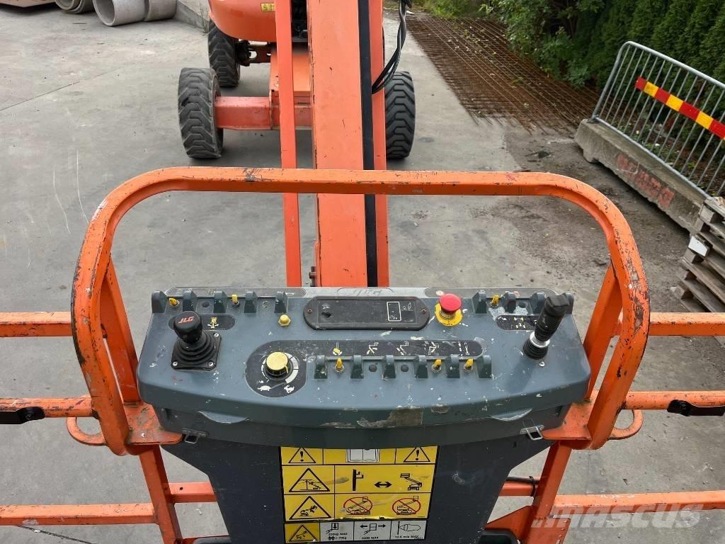JLG 460 SJ Teleskooppipuominostimet