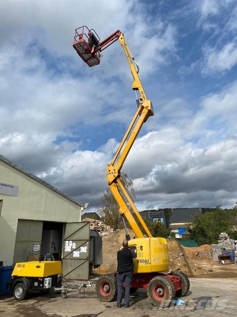 JLG 450 AJ II Kuukulkijat