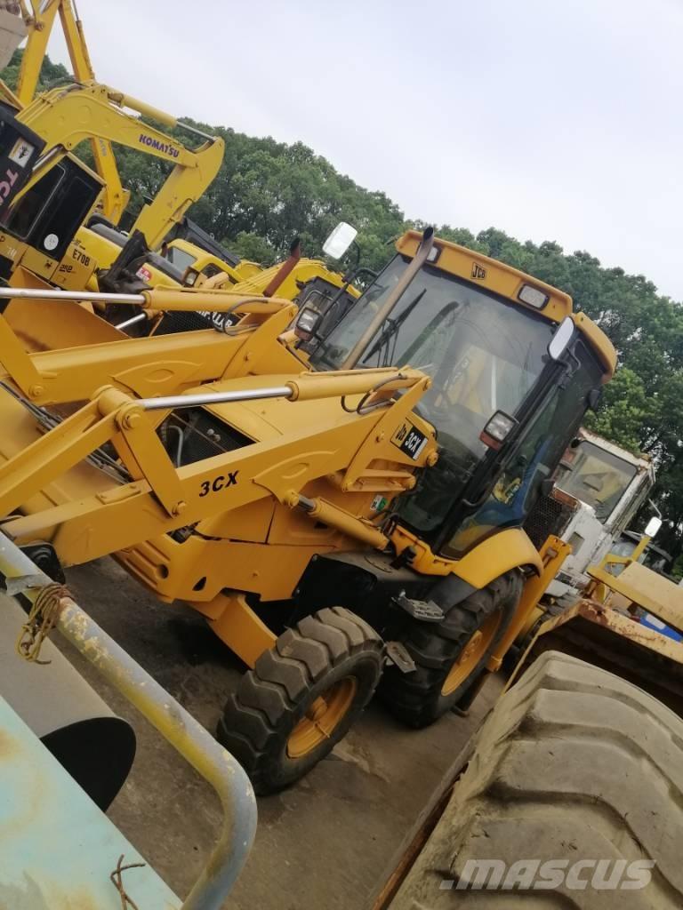 JCB 3 CX Kaivurikuormaajat