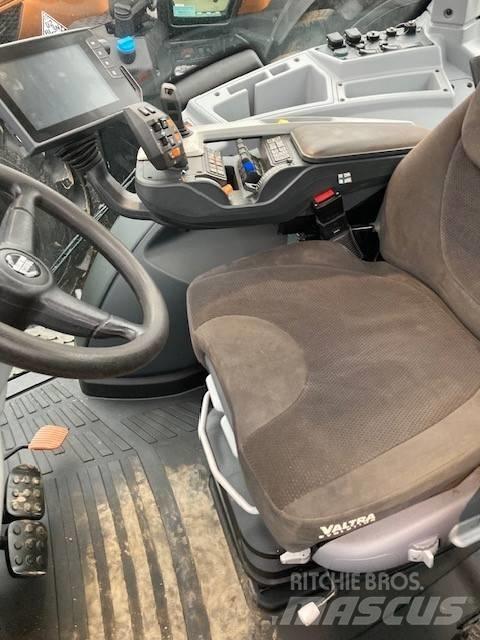 Valtra T 254 V Traktorit