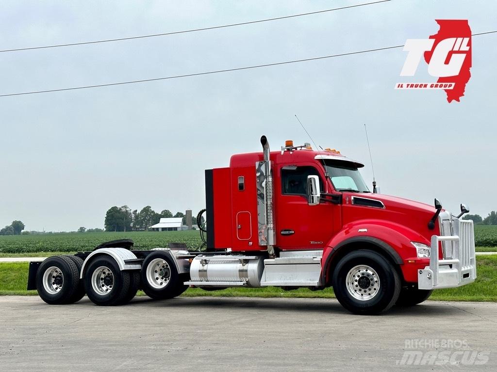 Kenworth T880 Vetopöytäautot