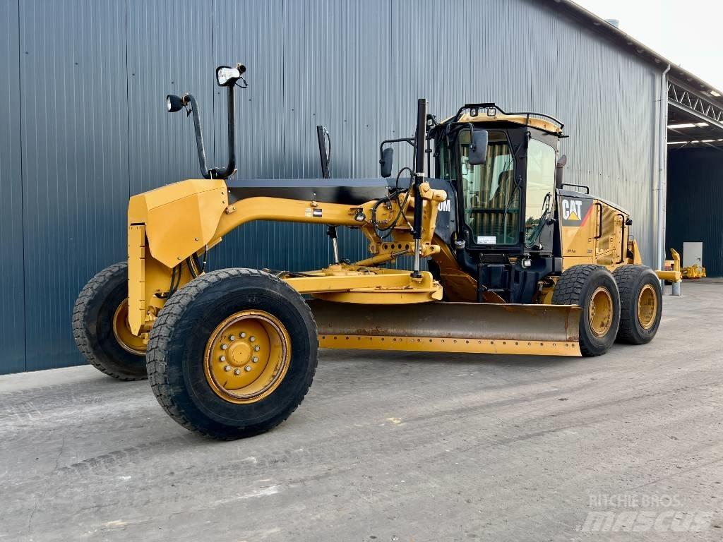 CAT 140M Tiehöylät