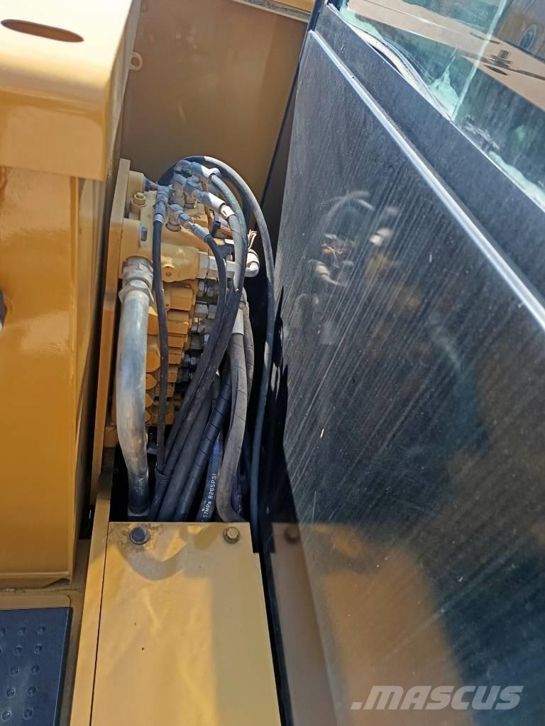 CAT 306E2 Minikaivukoneet < 7t