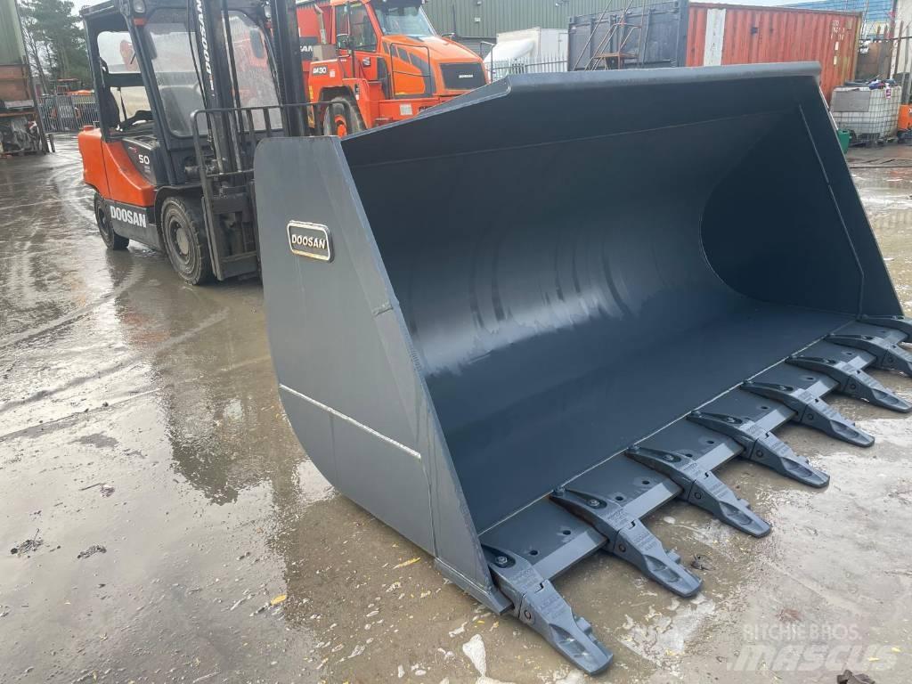 Doosan DL 420-3 Kauhat
