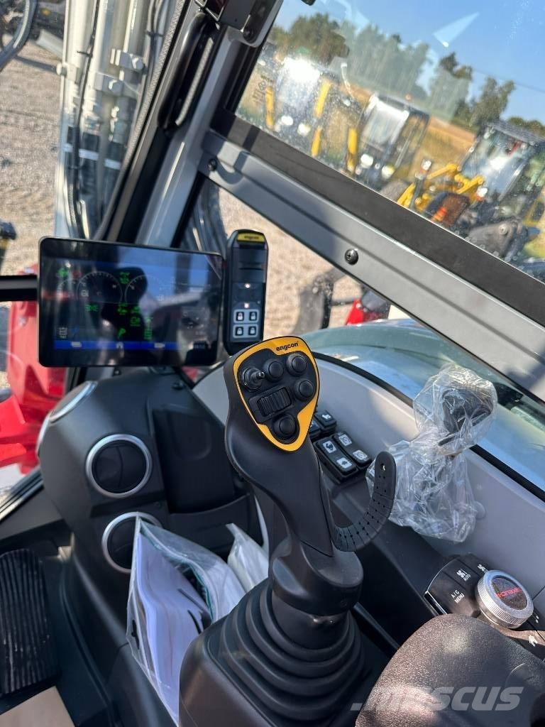 Takeuchi TB 395 W Pyöräkaivukoneet