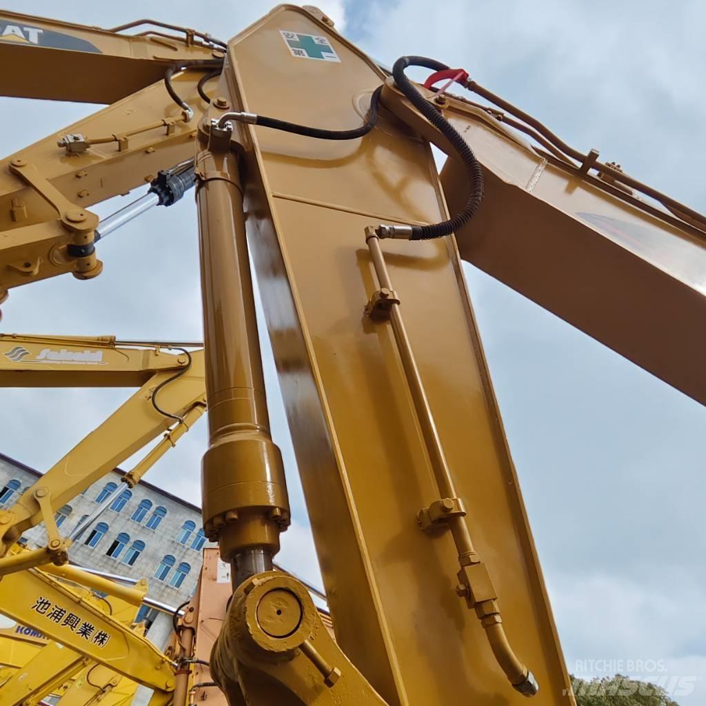 CAT 325 B L Telakaivukoneet