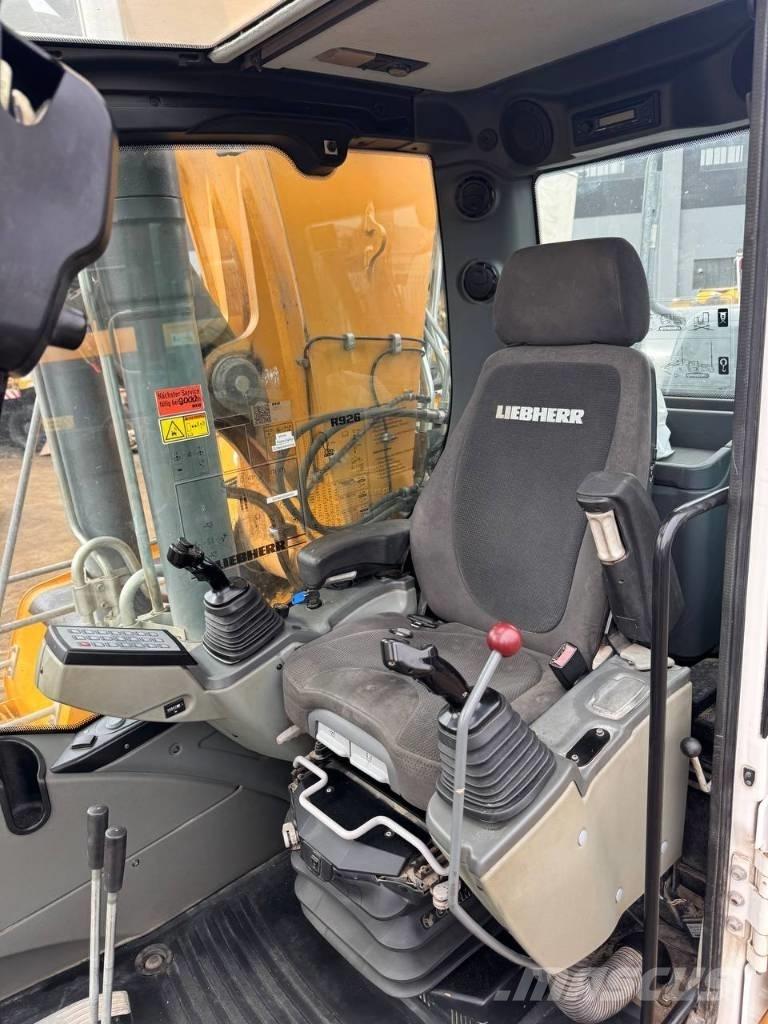 Liebherr R 926 Telakaivukoneet