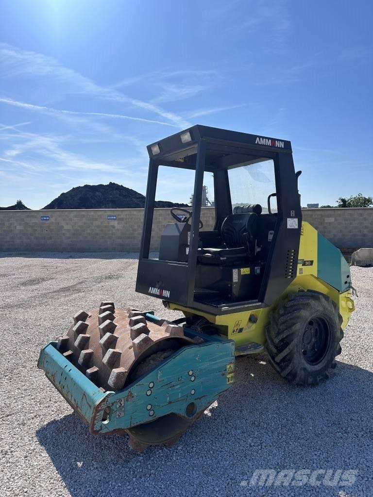Ammann ASC 30 HD PD Tiivistyskoneet