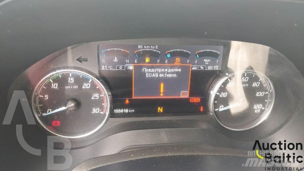 Ford F-MAX 500 Vetopöytäautot
