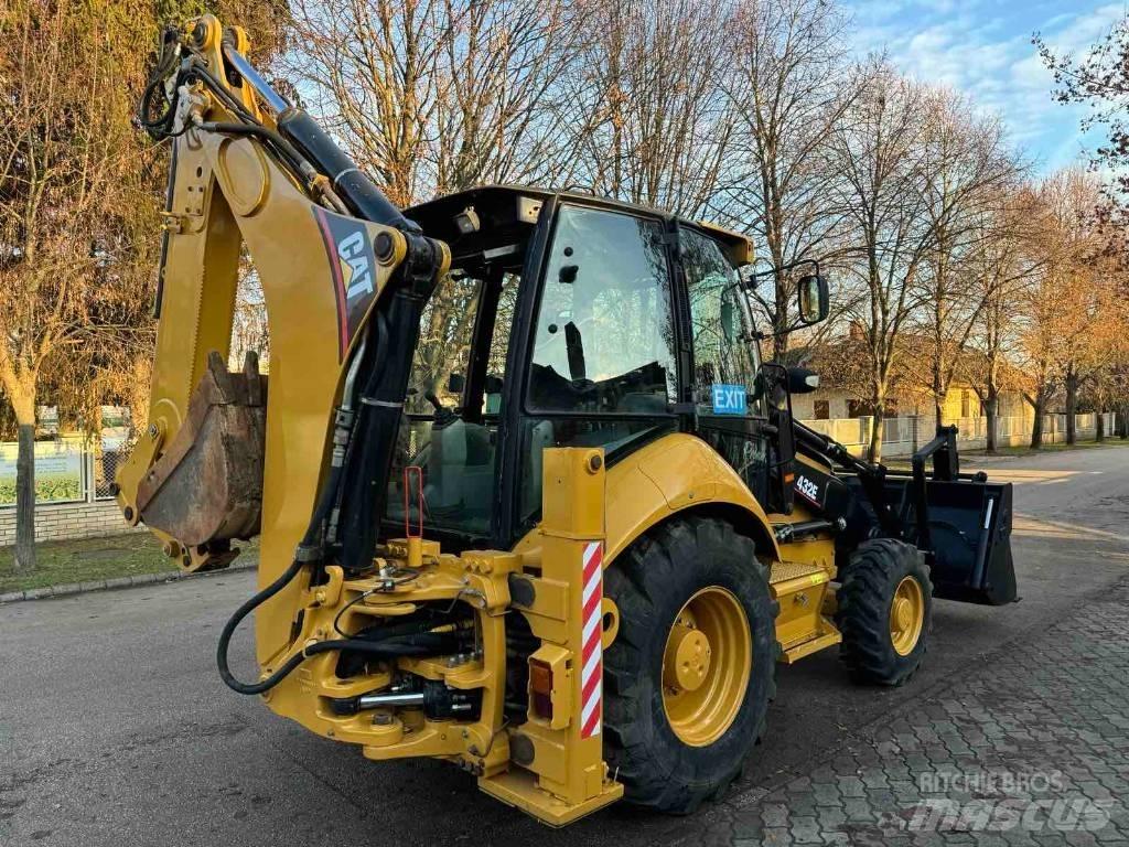 CAT 432 E Kaivurikuormaajat