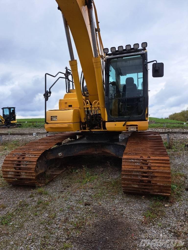 Komatsu PC 240 LC-11 Telakaivukoneet