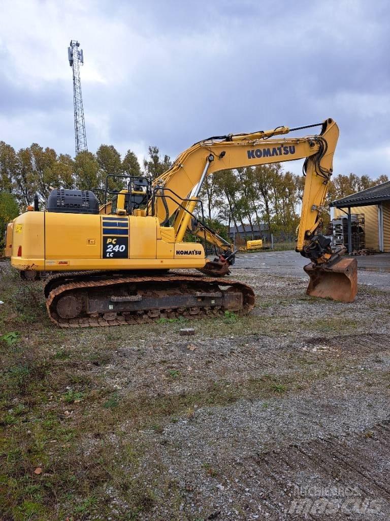 Komatsu PC 240 LC-11 Telakaivukoneet