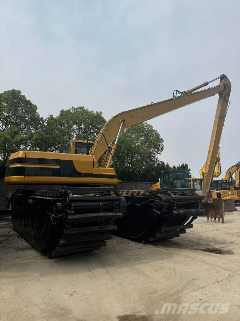 CAT 320B Amfibio-kaivinkoneet